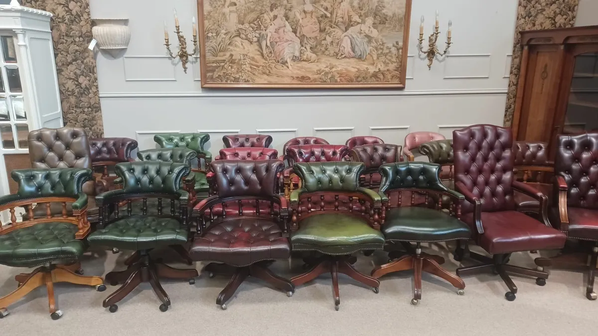 Captain's chairs  desk chair - Image 1