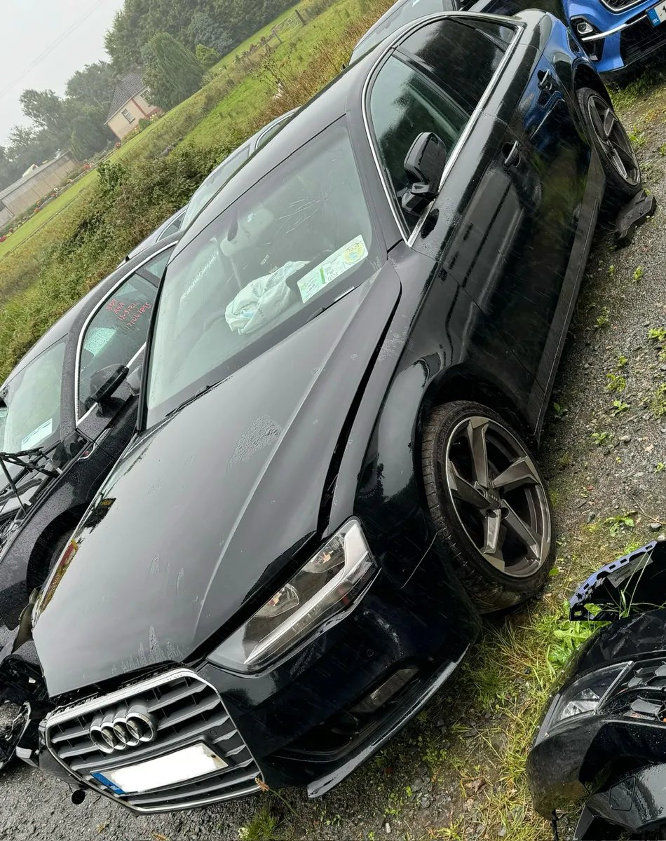 2015 Audi A4 for breaking - Image 1