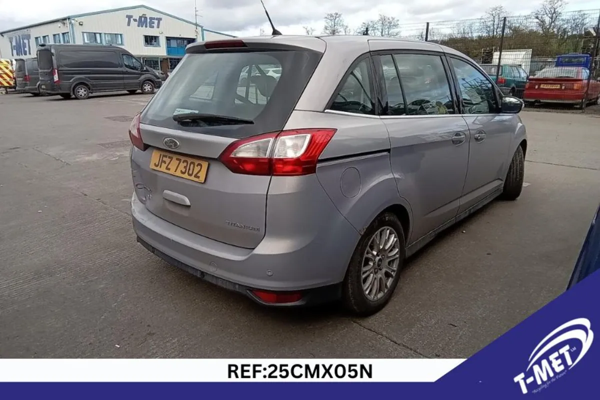 2011 FORD GRAND C-MAX BREAKING FOR PARTS - Image 3