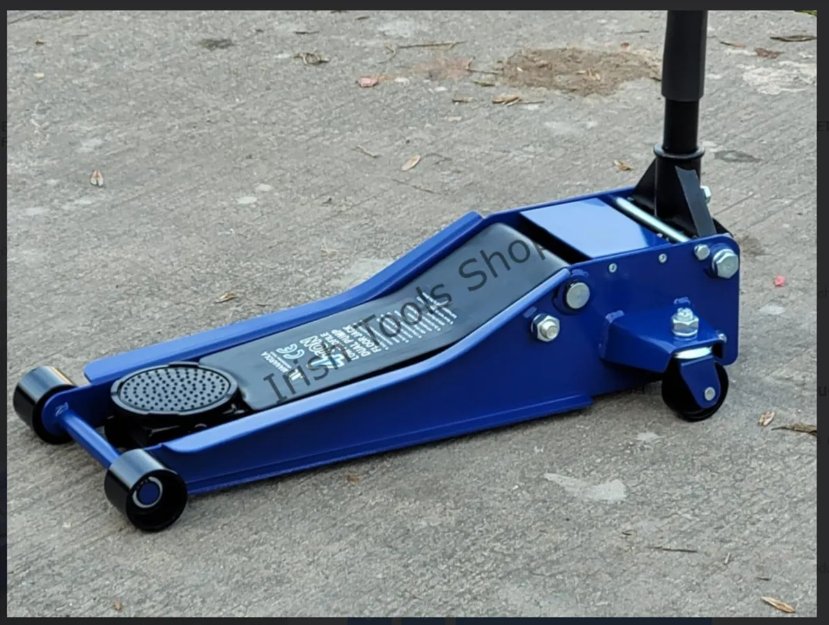 4 Ton Low Profile Floor Trolley Jack with Quick Du - Image 1