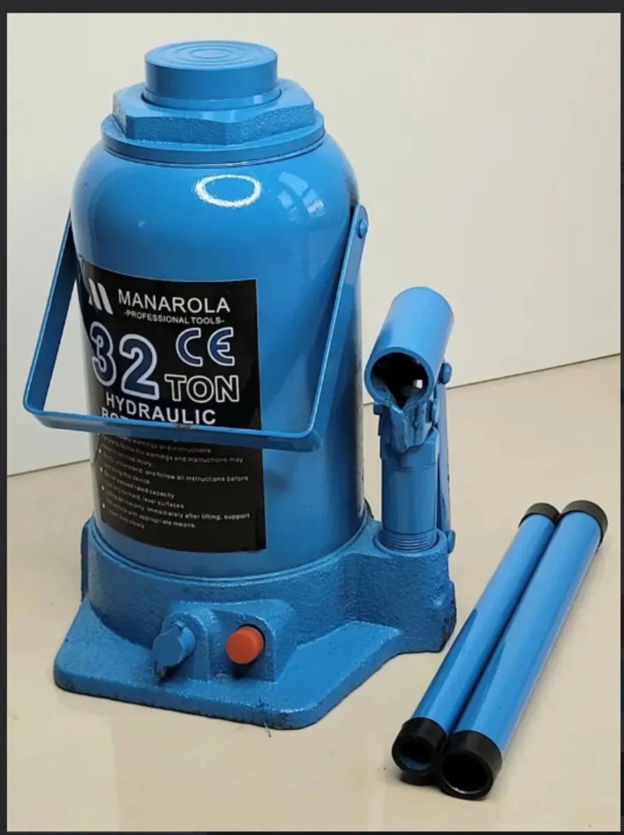 32 TON Hand Operated Hydraulic Vertical Bottle Jac - Image 1