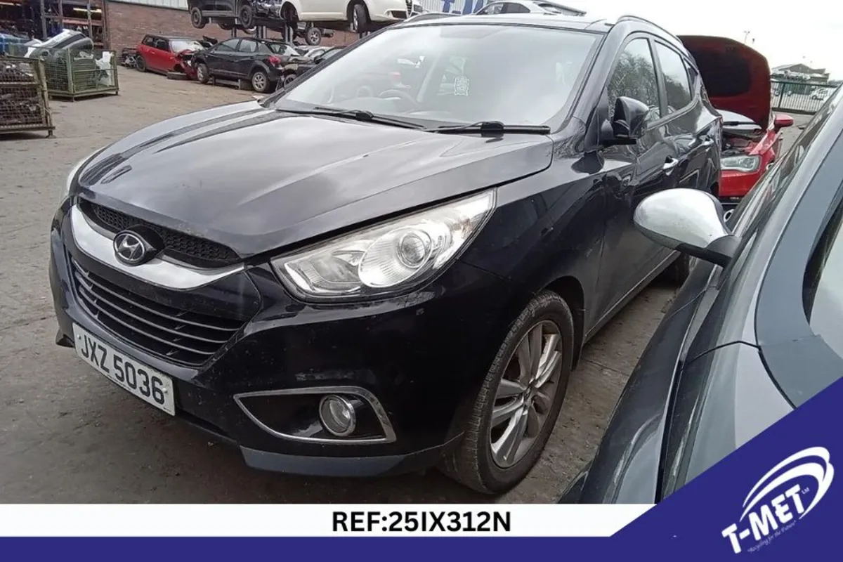 2012 HYUNDAI IX35 BREAKING FOR PARTS - Image 2