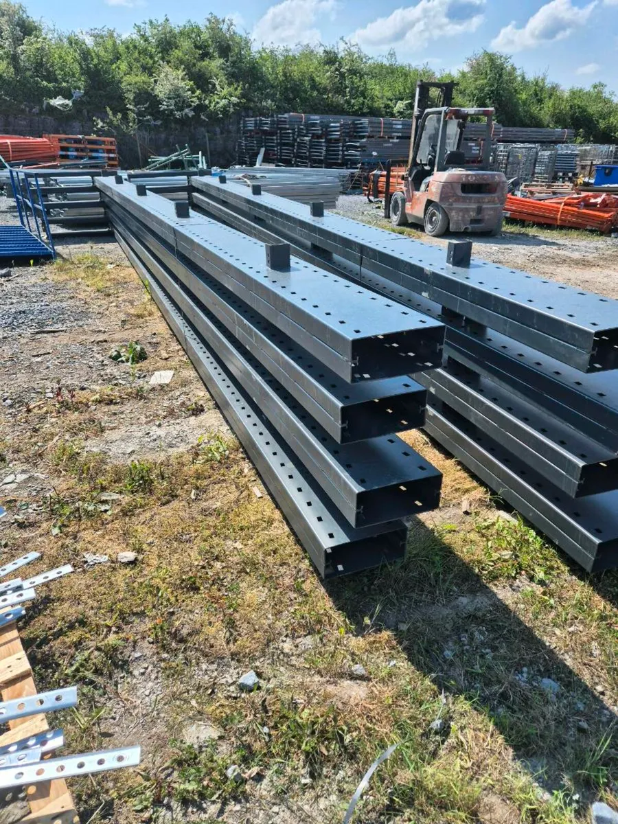 Canterlever racking - Image 2