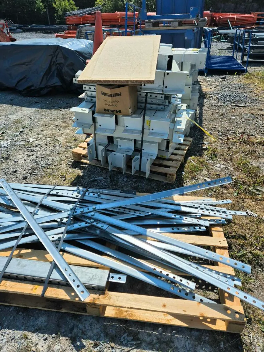 Canterlever racking - Image 4