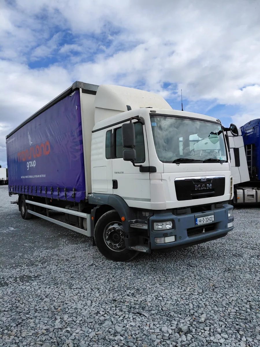 2014 - Man TGM  18.250 2DR AUTO 4X2 - Image 1