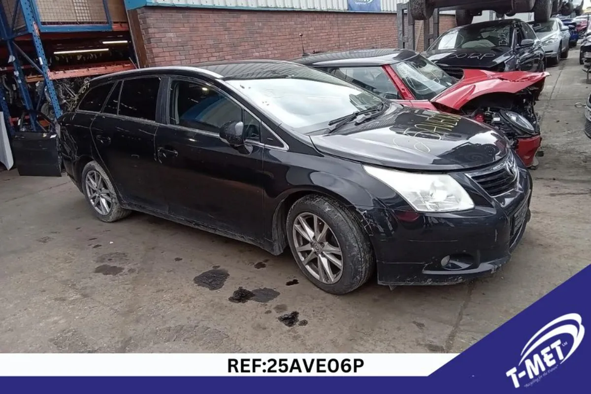 2012 TOYOTA AVENSIS BREAKING FOR PARTS - Image 3