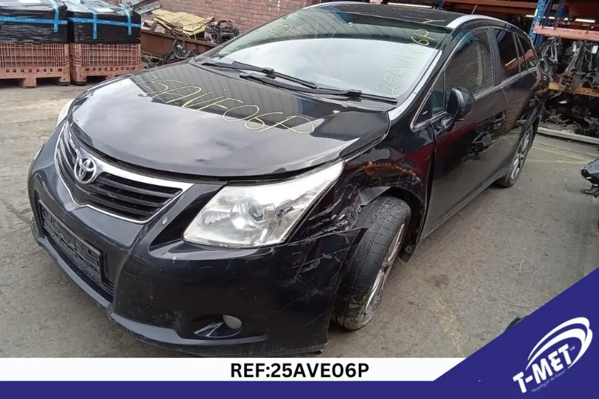 2012 TOYOTA AVENSIS BREAKING FOR PARTS - Image 4
