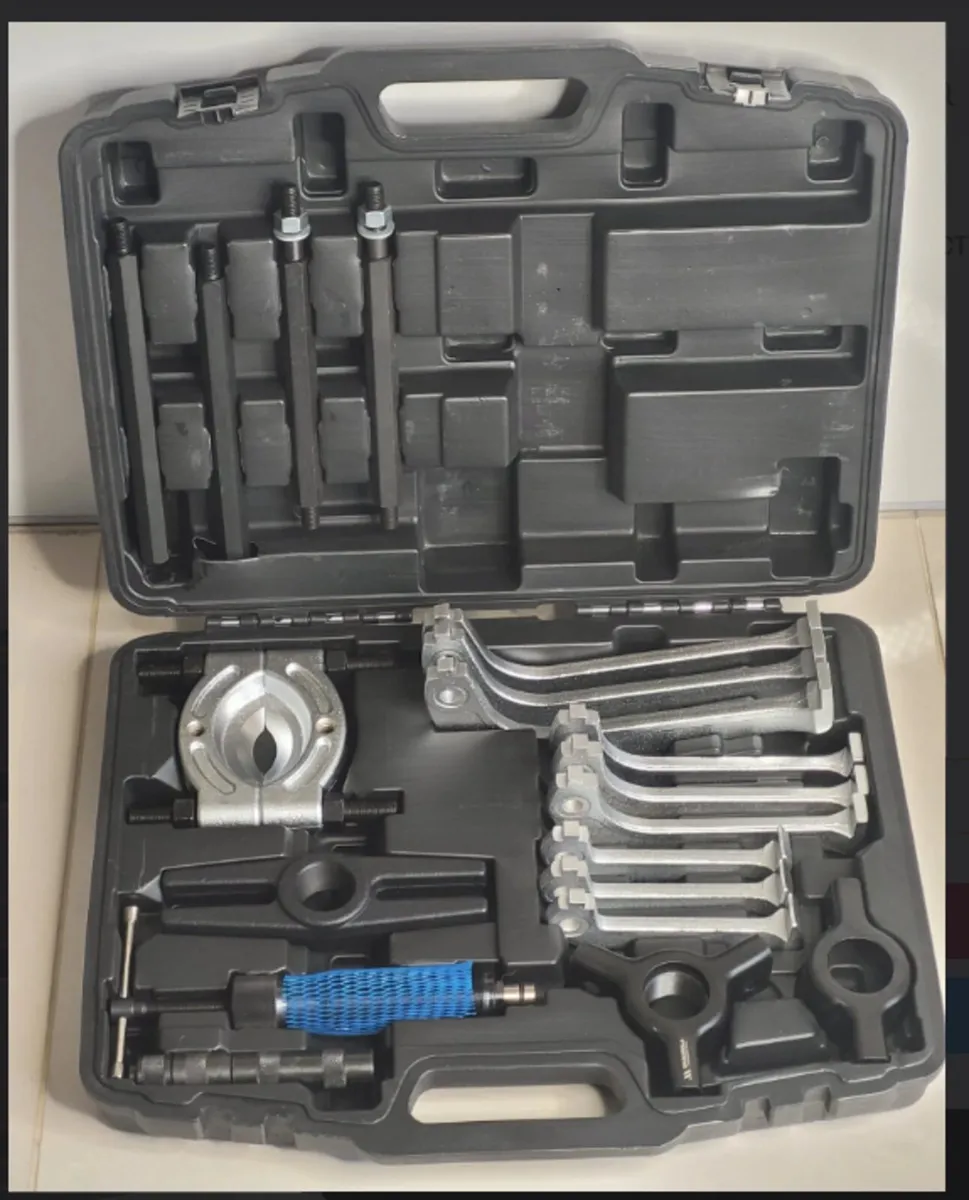 10Ton Bearing Puller Set - Image 1