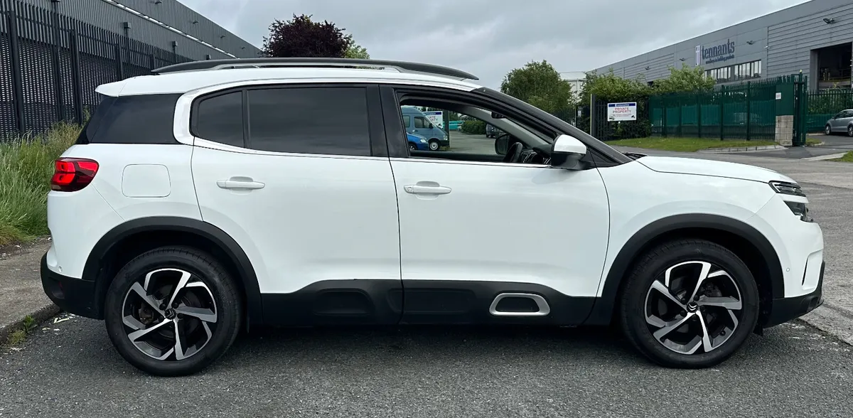 2020 Citroen C5 Aircross Commercial - Image 3