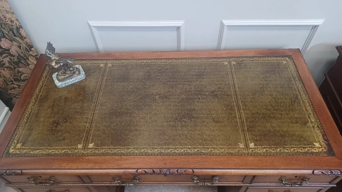 Traditional Vintage Georgian Style Desks - Image 4