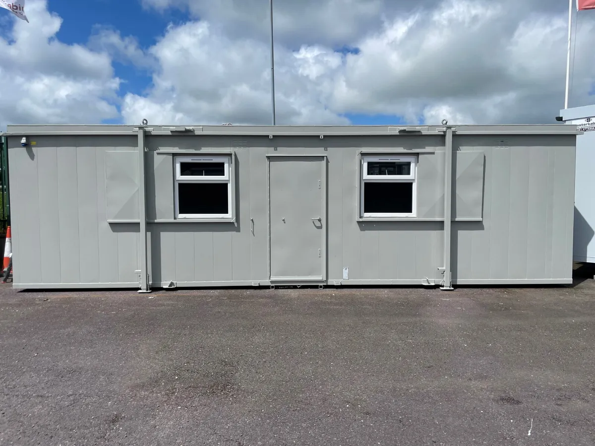 32ft x 10ft Anti Vandal canteen - Image 2