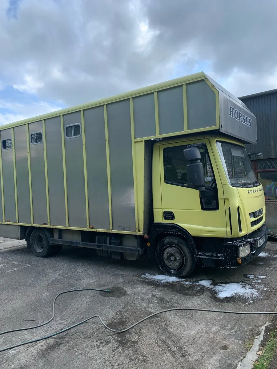 Spray painting detailing car van lorry 0892236661 - Image 4