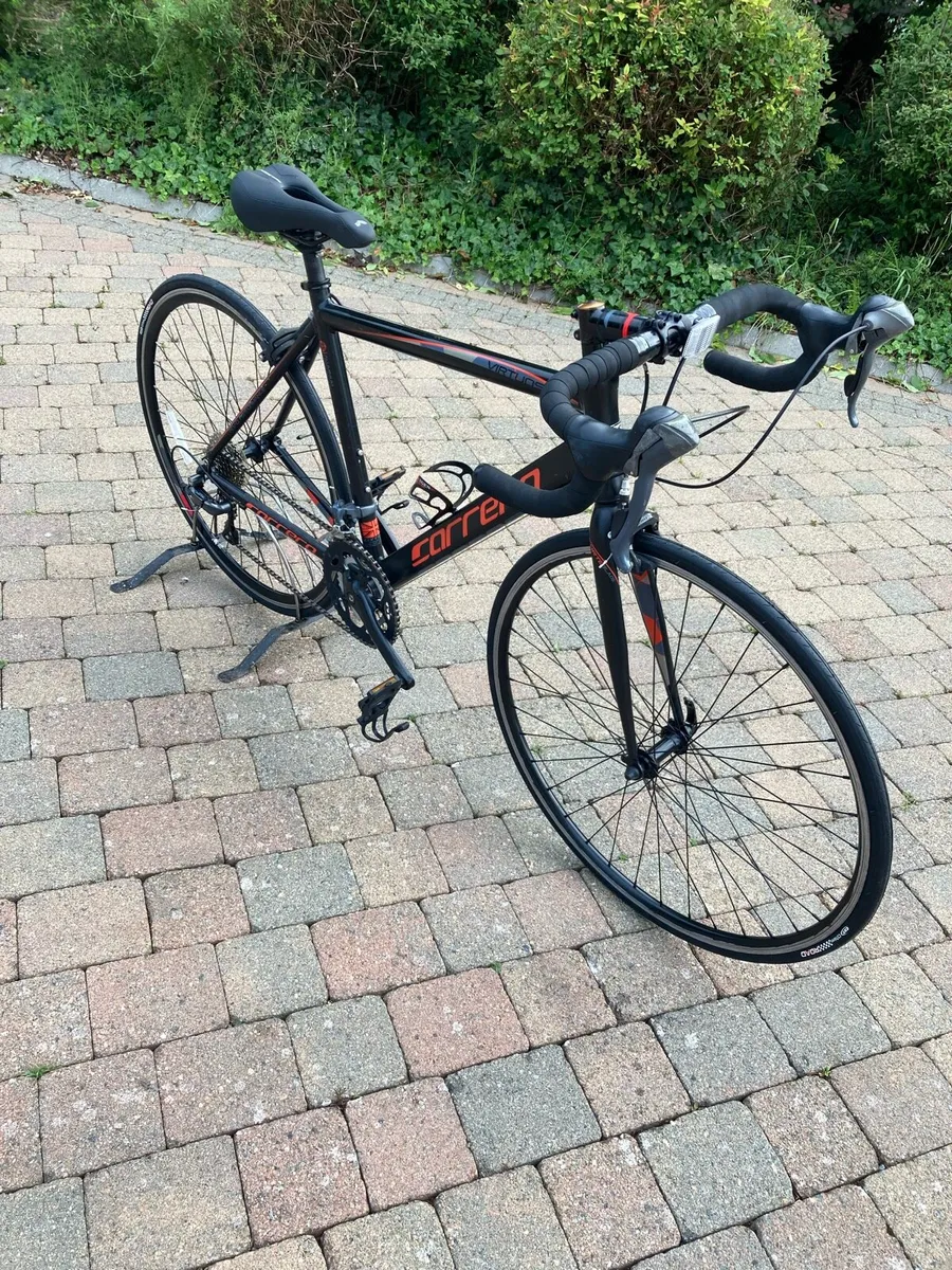 Carrera virtuoso road bike - Image 1
