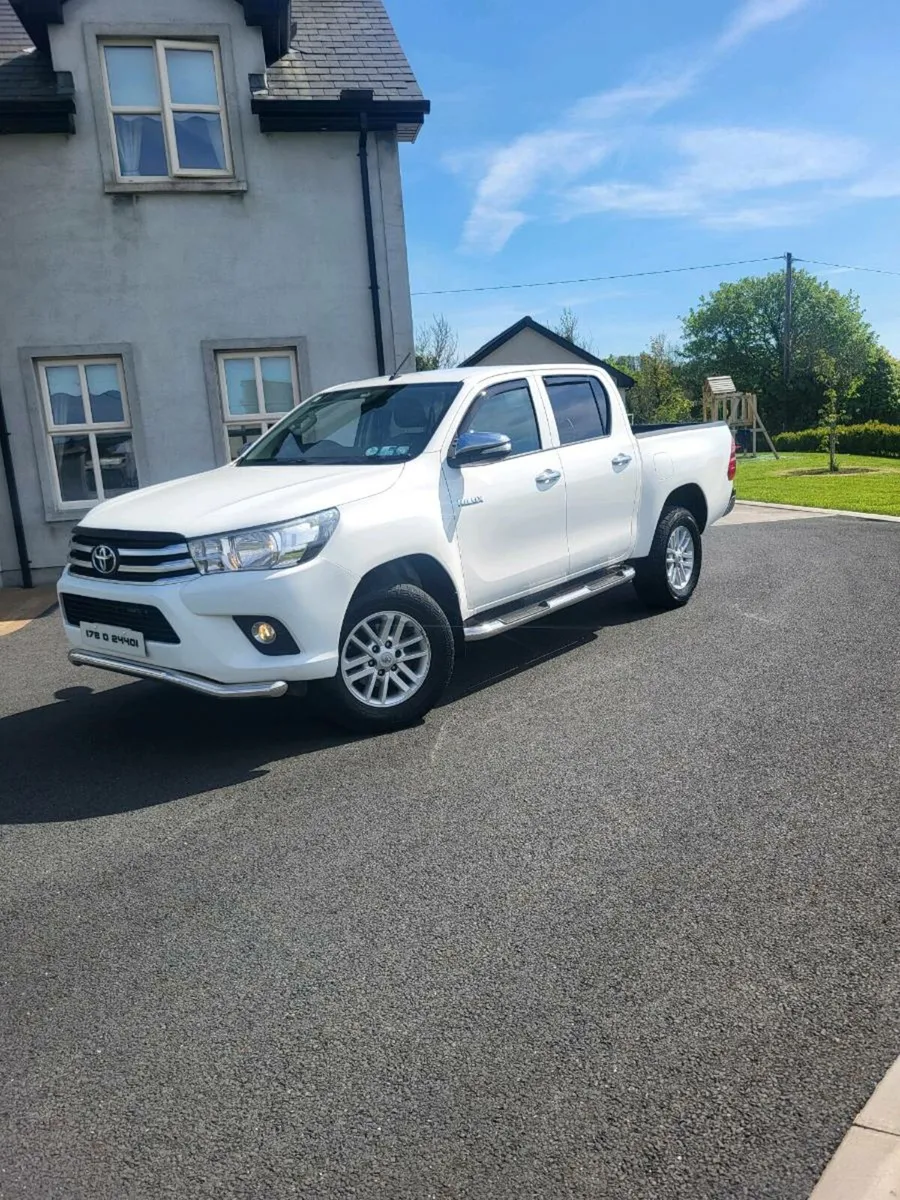 172 Hilux..mint condition New DOE - Image 1
