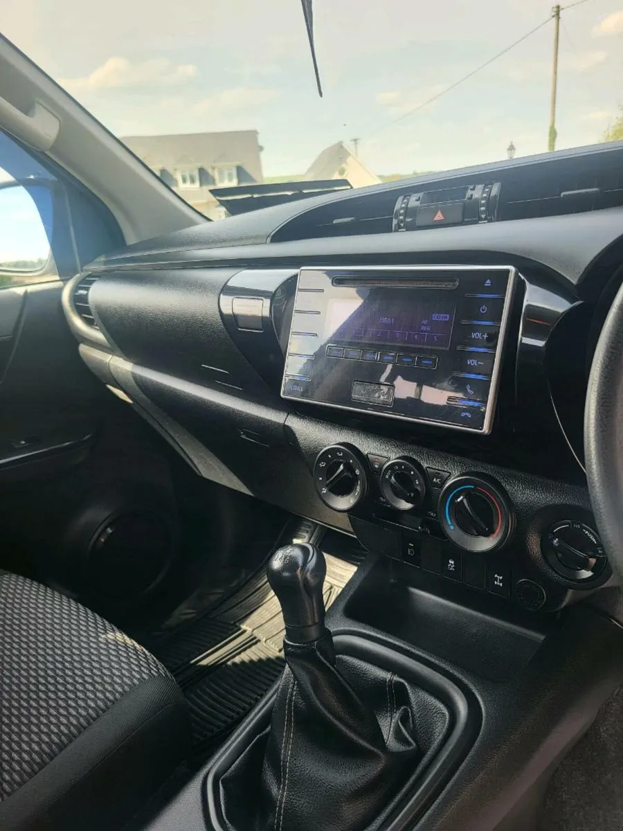 172 Hilux..mint condition New DOE - Image 4