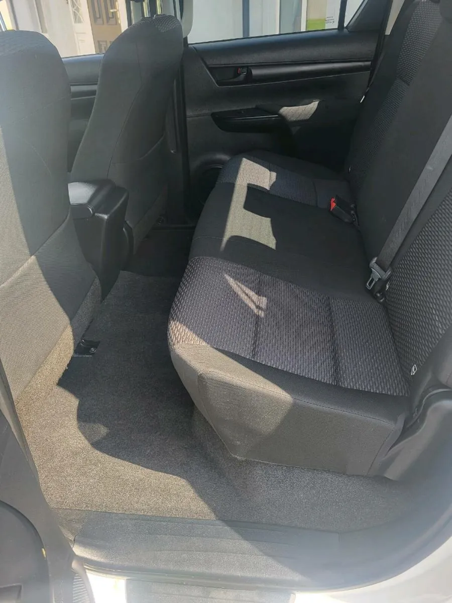 172 Hilux..Mint Condition - Image 3