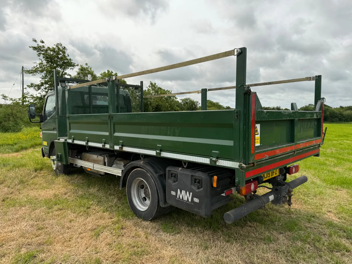 2019 Mistubshi Canter 7C15 Tipper 32k Miles - Image 1