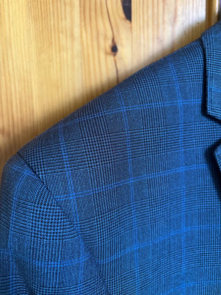 Men’s Suit - Image 2