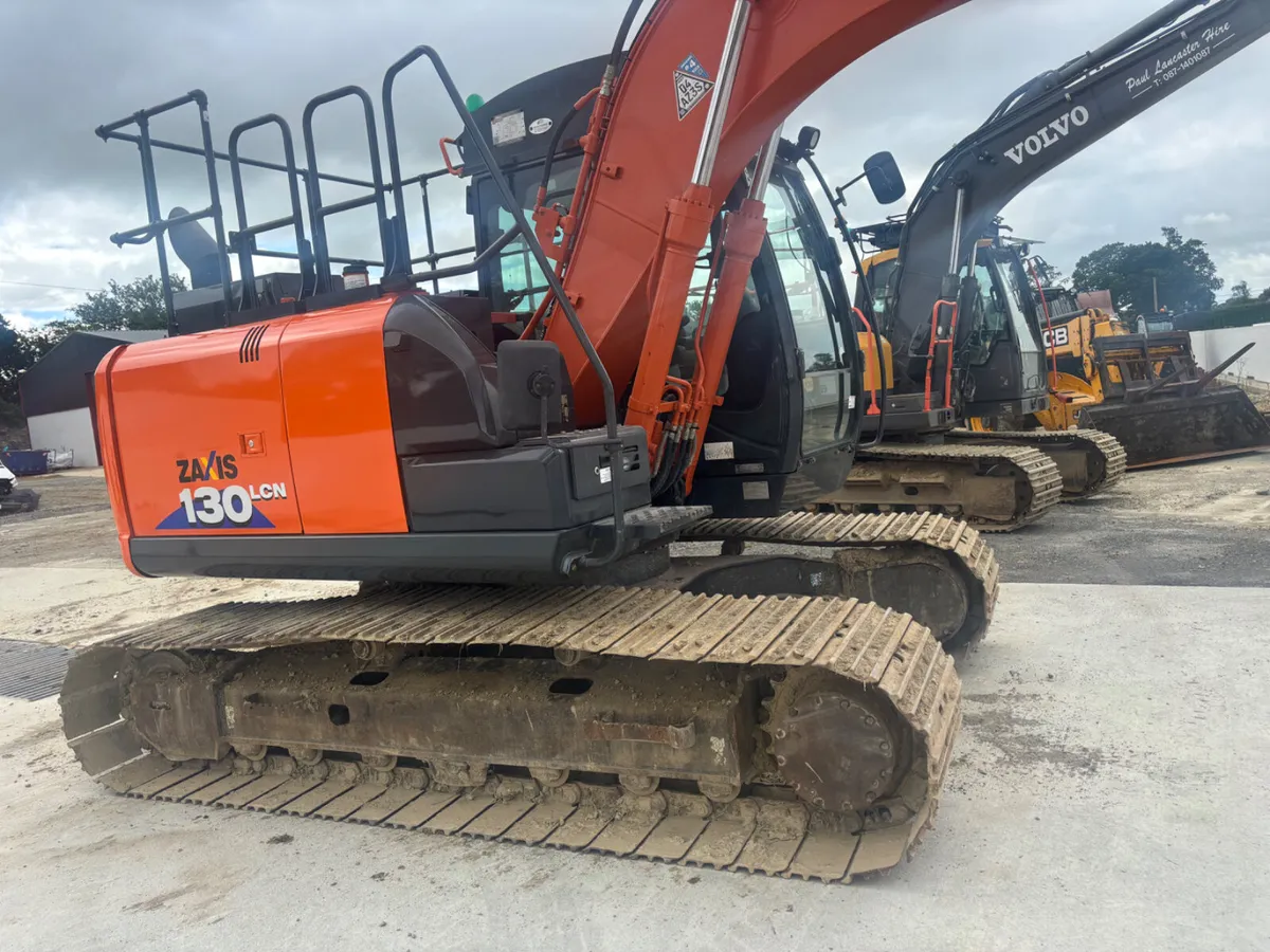 Hitachi 130-6 year 2020 - Image 4