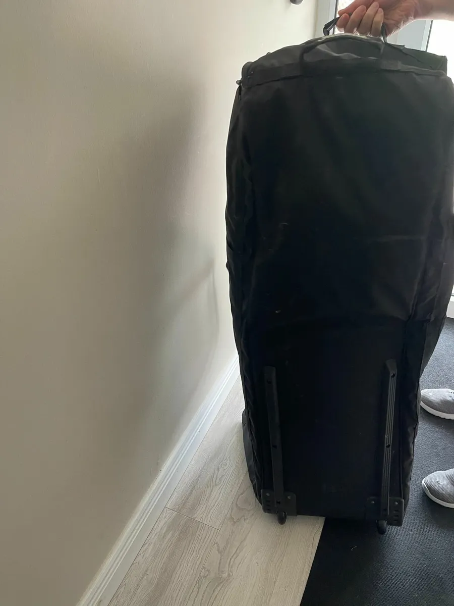 titleist golf travel holdall - Image 3