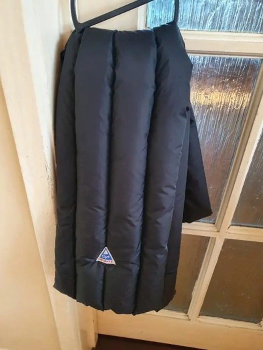 Cape Heights" Puffy Scarf / BRAND NEW - Image 1