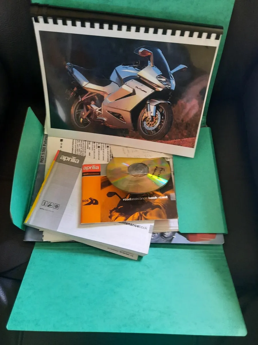 Aprilia rst futura 1000 and 2 stroke susuki ds 250 - Image 4
