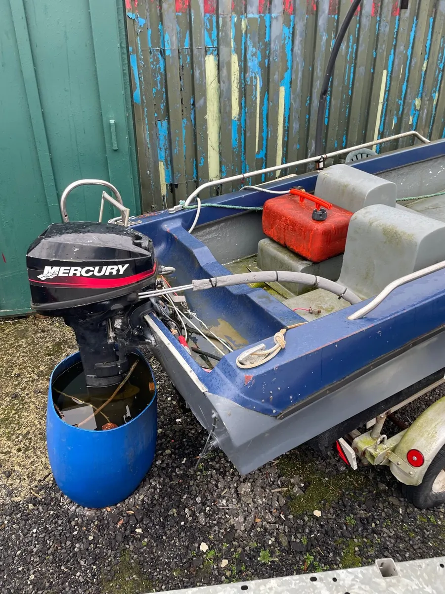 Dory boat engine and trailer - Image 4