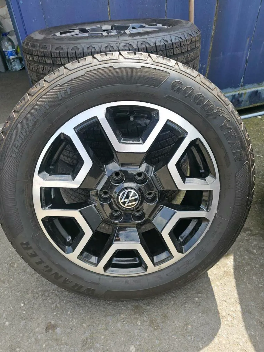 Amarok 20" Alloys And 255/55/20 Goodyear tyres - Image 1