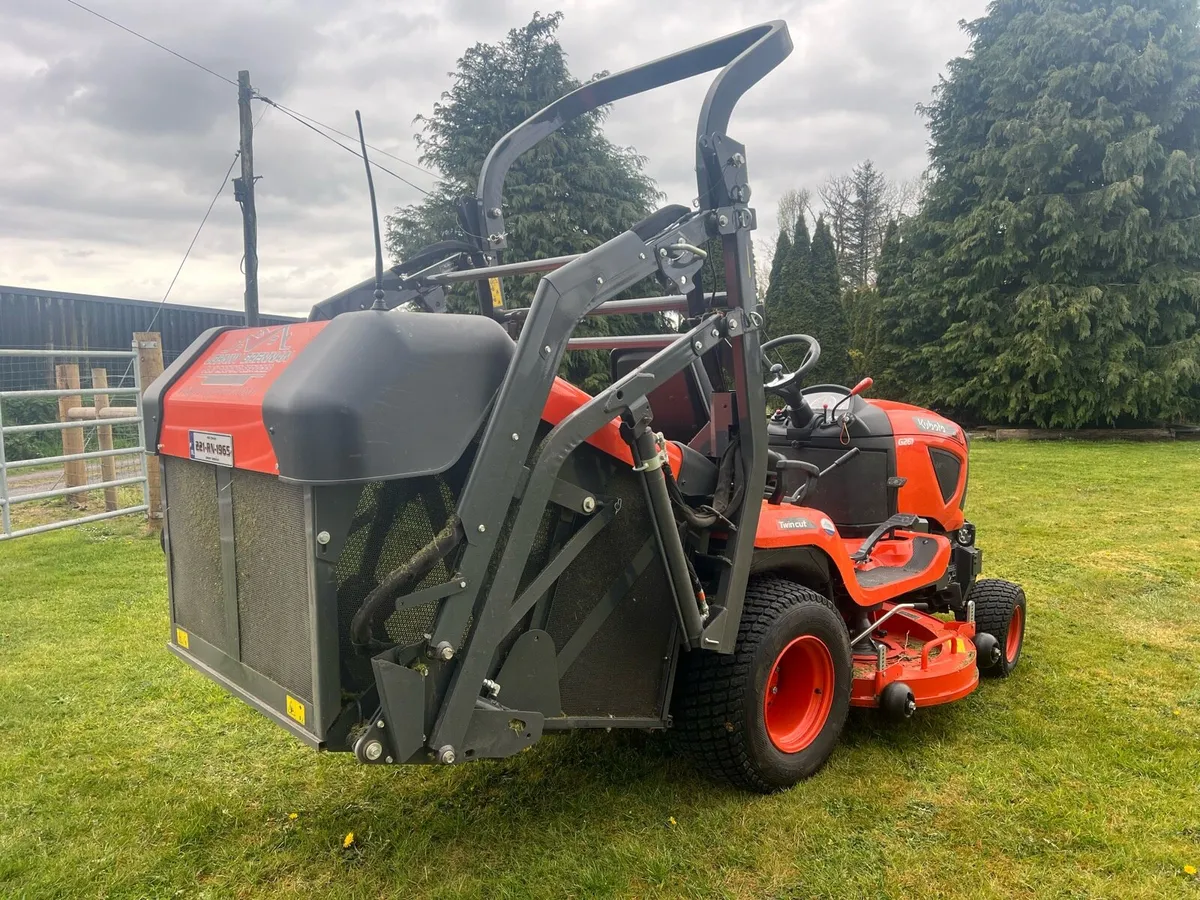 ride on lawnmower - Image 1