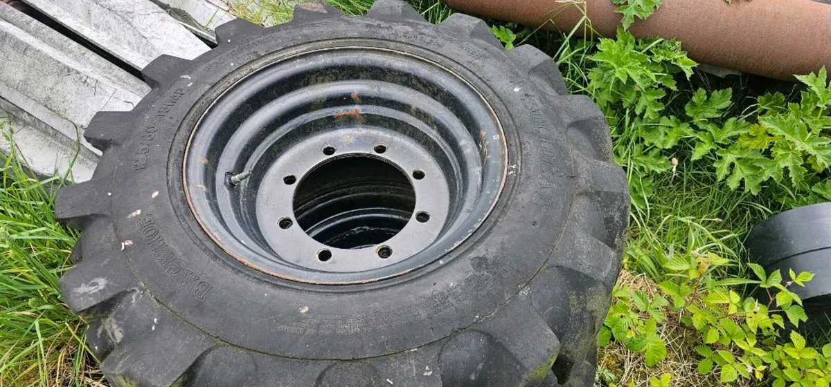 Solid wheels - Image 1