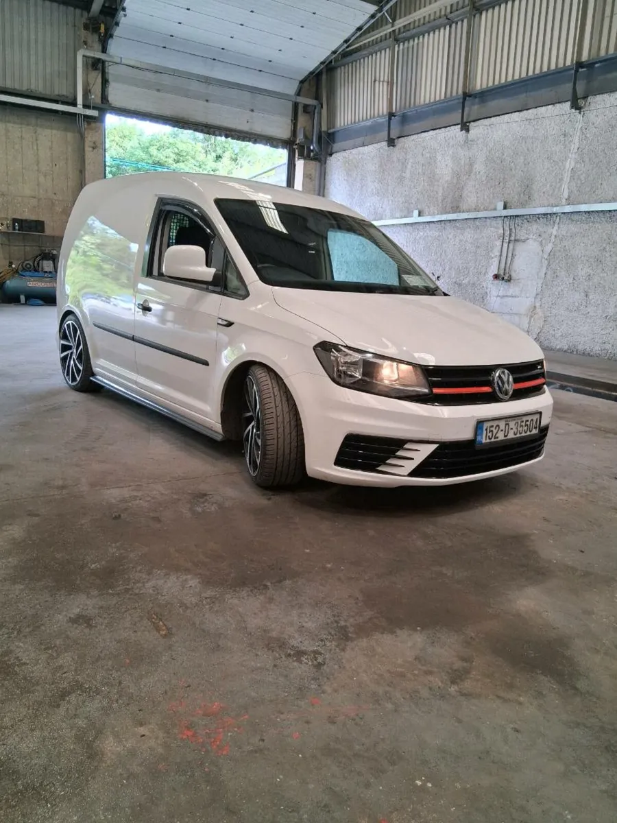 152 VW CADDY - Image 2
