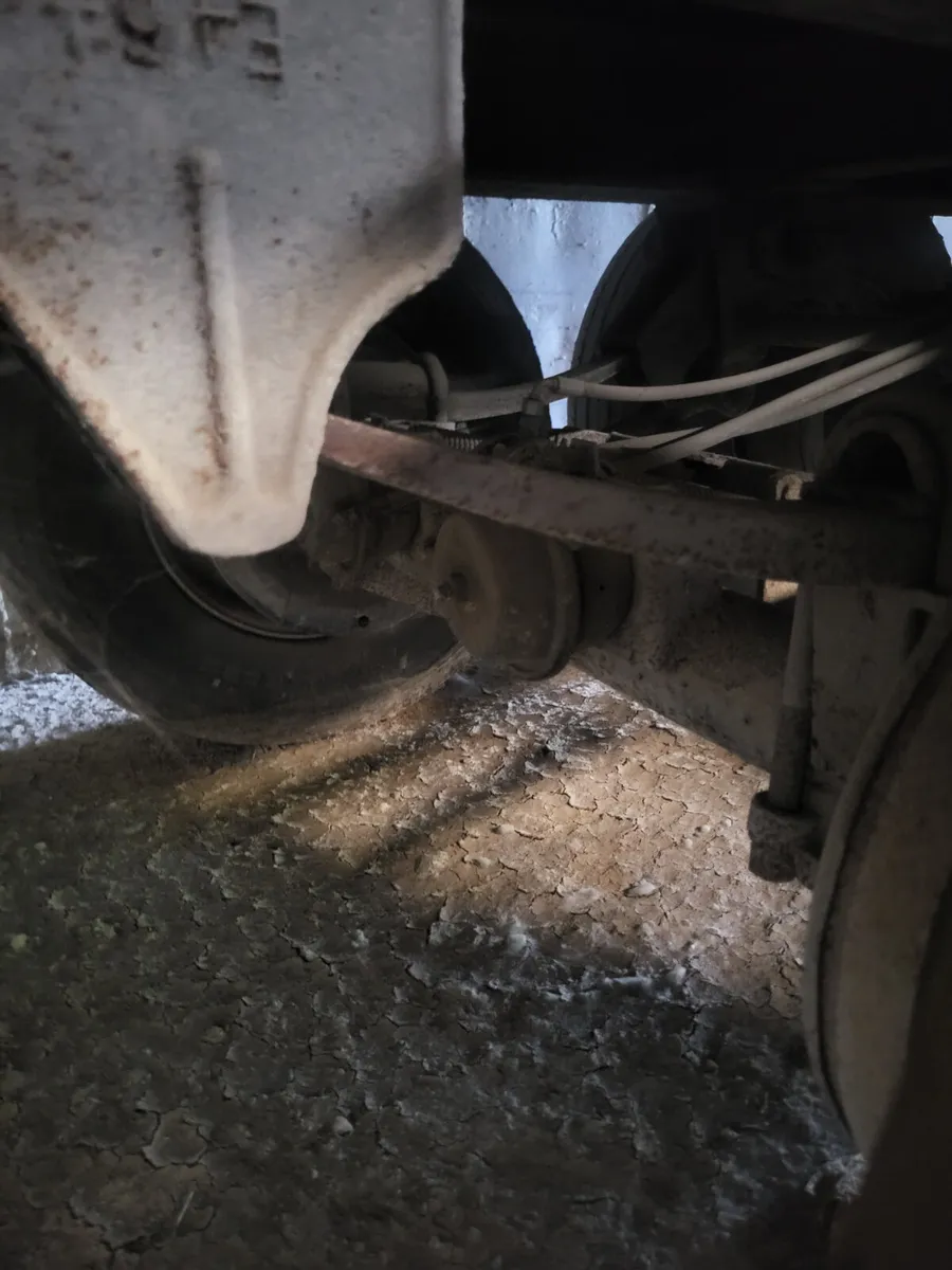 Grain Trailer - Image 4