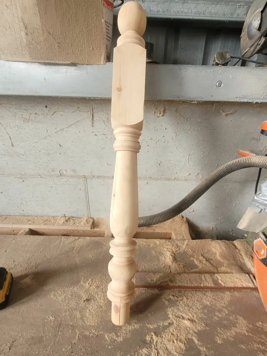 Newel Posts /Red deal Timber - Image 4