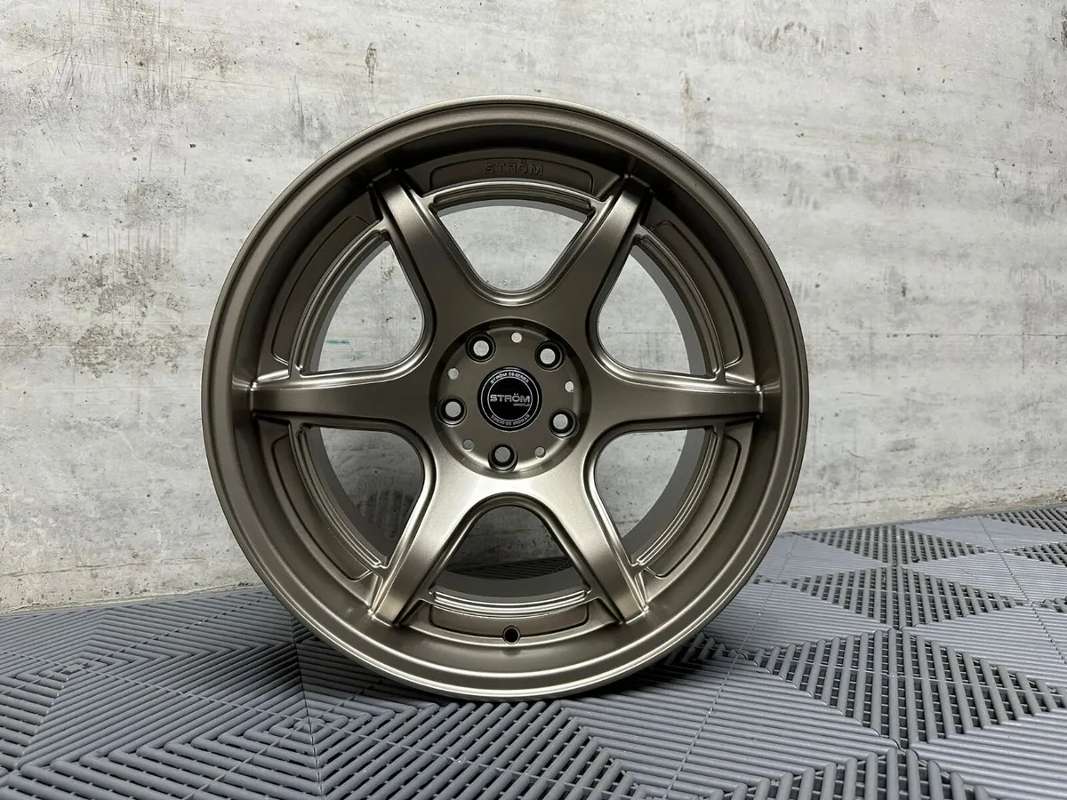18" Inch Strom DSF45 Alloys 5x114.3 IS200 Chaser - Image 2