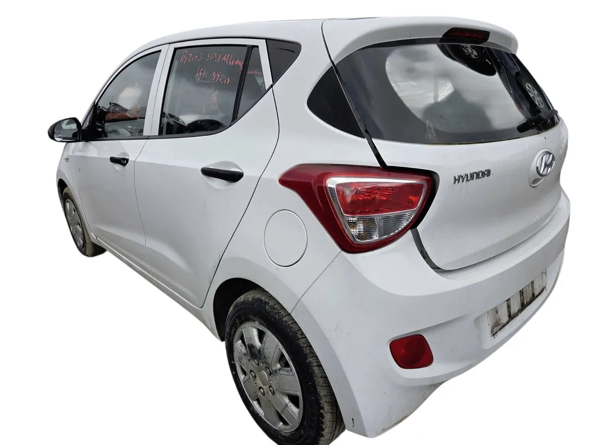 2015 HYUNDAI I10 Breaking/Dismantling - Image 4