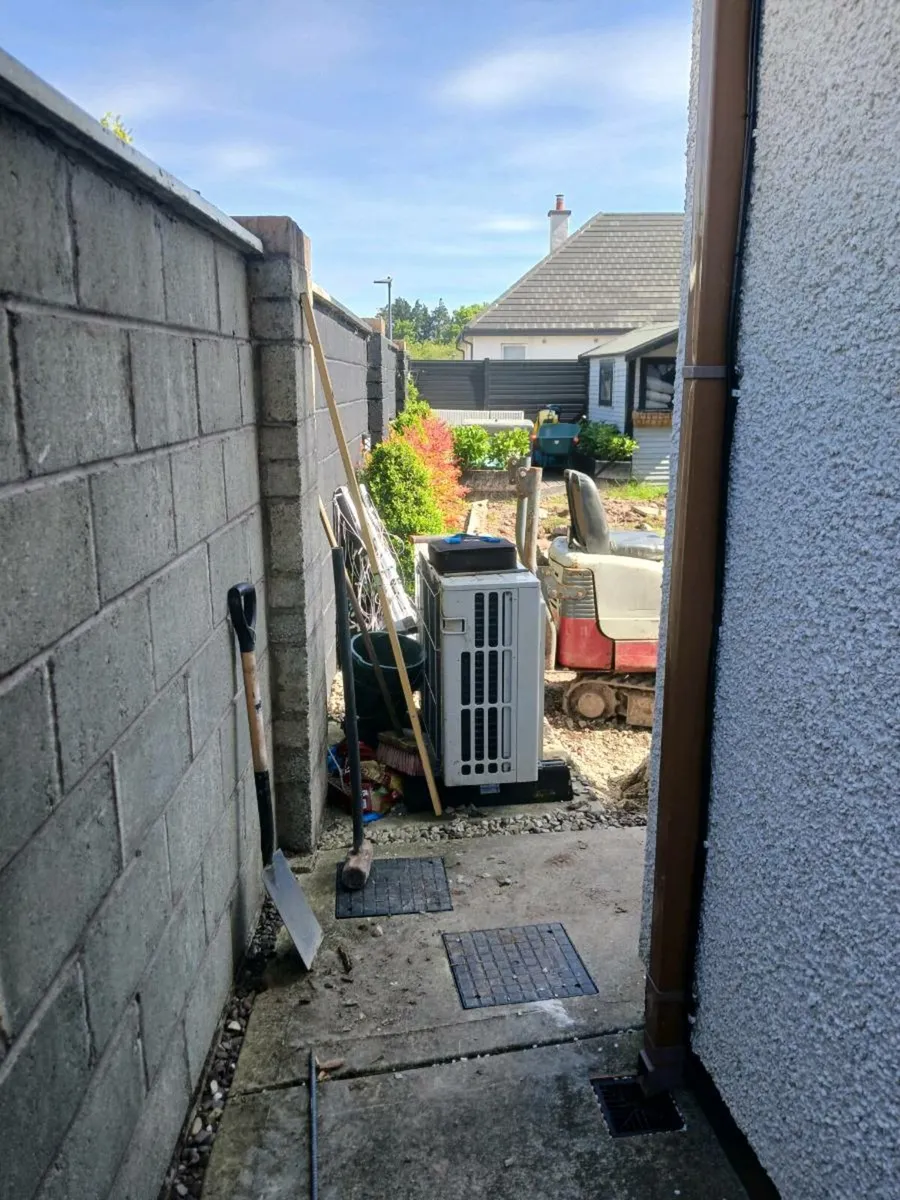 Digger hire with driver - Image 2