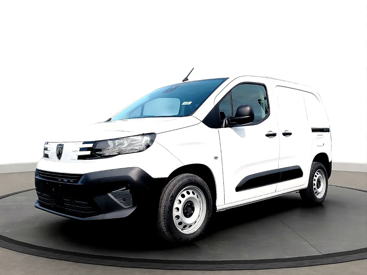 Peugeot Partner Pro plus  Auto - Image 1