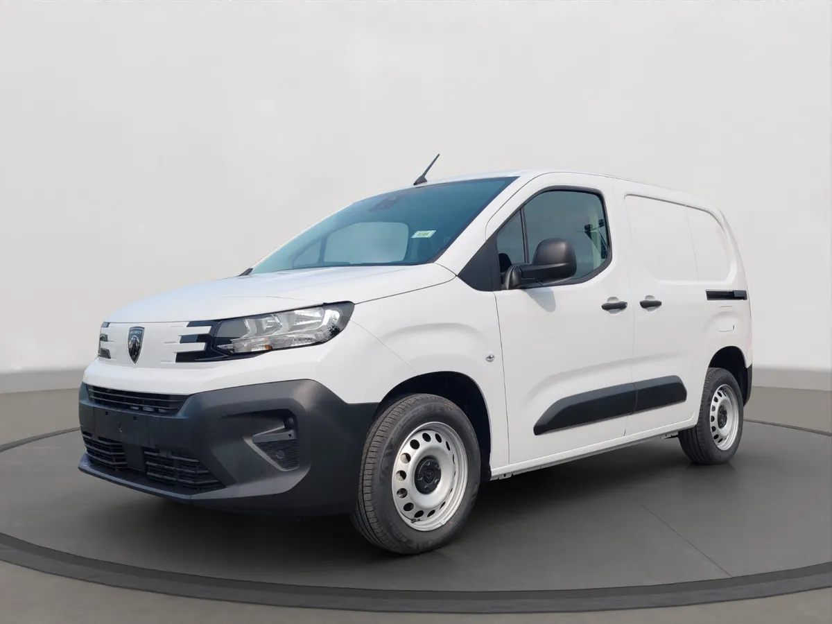 Peugeot Partner Pro plus  Auto - Image 4