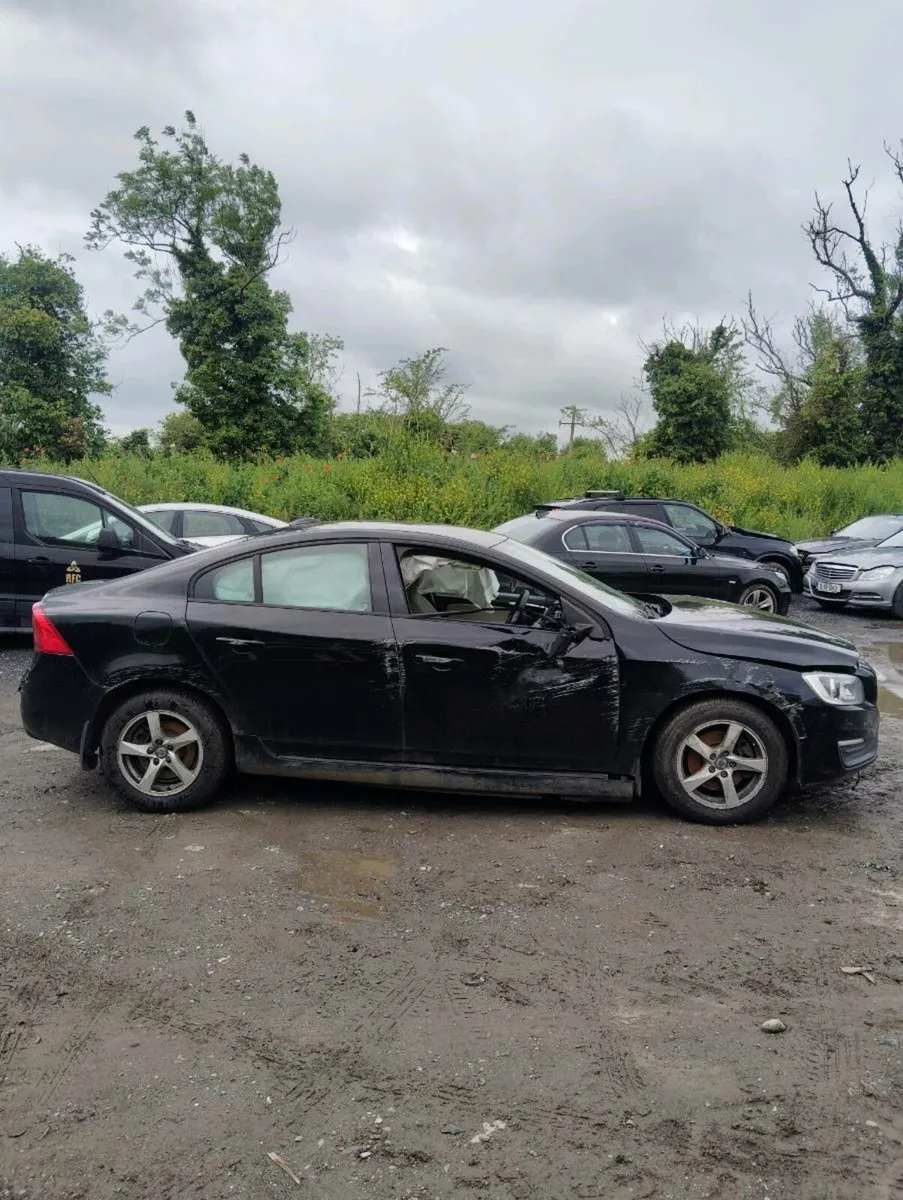 Breaking Volvo S60 2014 1.6diesel - Image 3