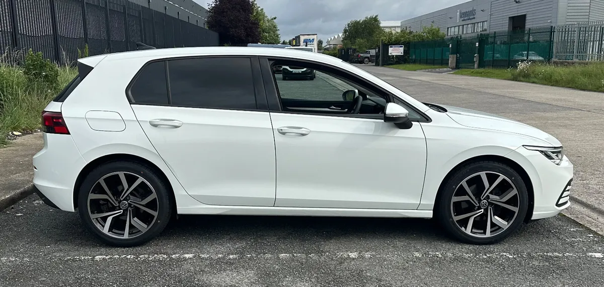 2021 Volkswagen Golf Commercial 2.0 Litre - Image 3