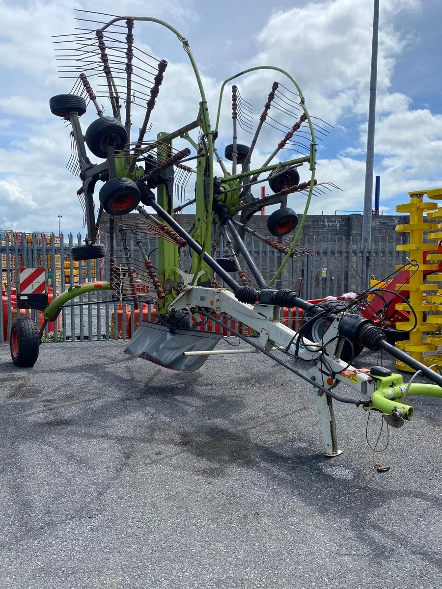 Claas Liner 2700 Rake - €10,750 + VAT - Image 2