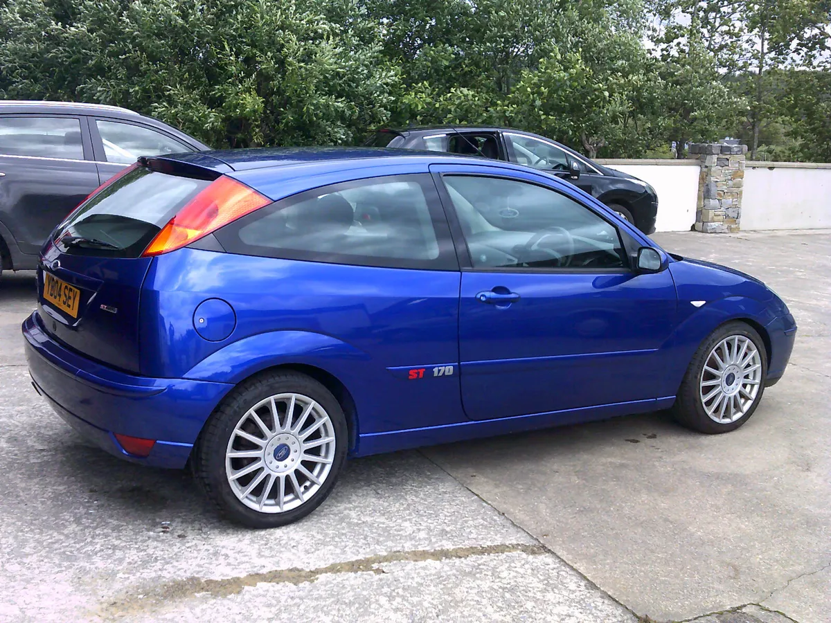 2004  FOCUS ST 3DR - Image 3