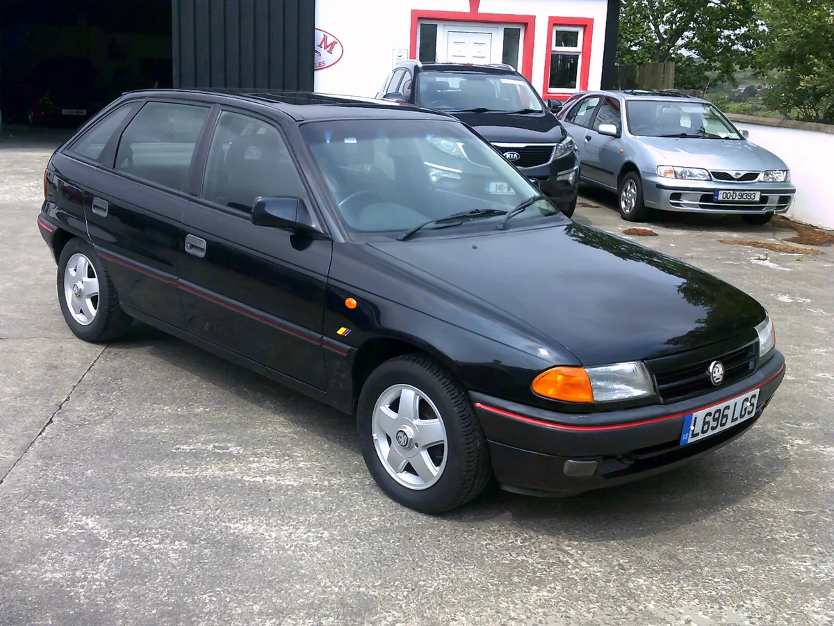 1994  ASTRA  CESARIO  --TOP SPEC - Image 4