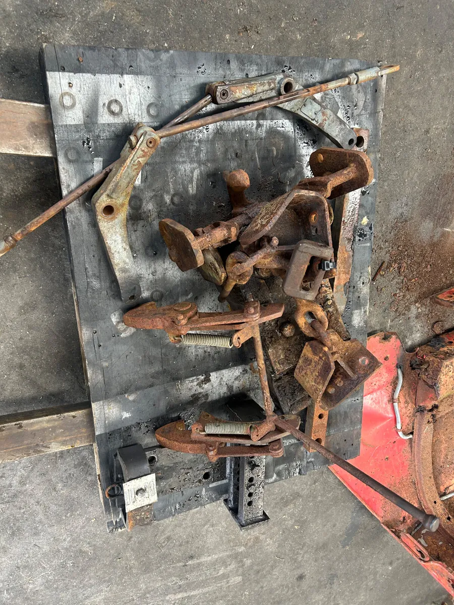 Massey Ferguson Pick up Hith - Image 1