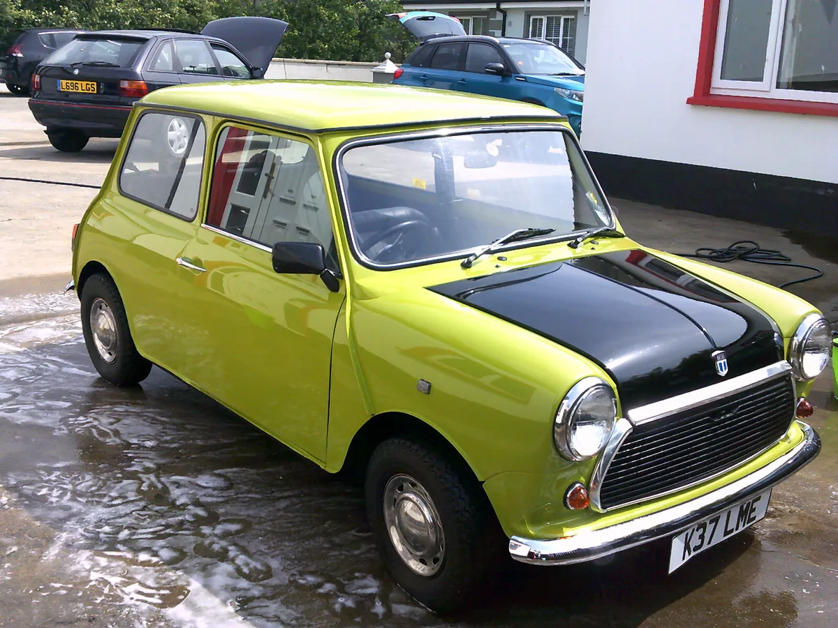 1992  MINI   MR BEAN . - Image 1