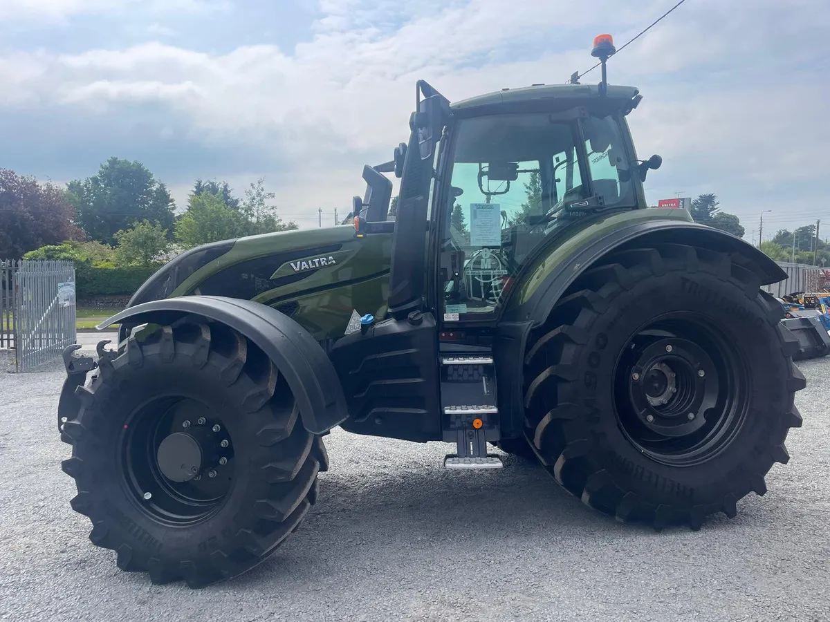 New Valtra T215 Active - Image 2
