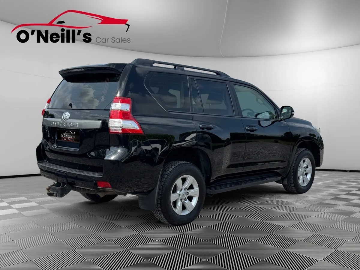 Toyota Land Cruiser 2016 *NO VAT*LWB BUSINESS AUTO - Image 3