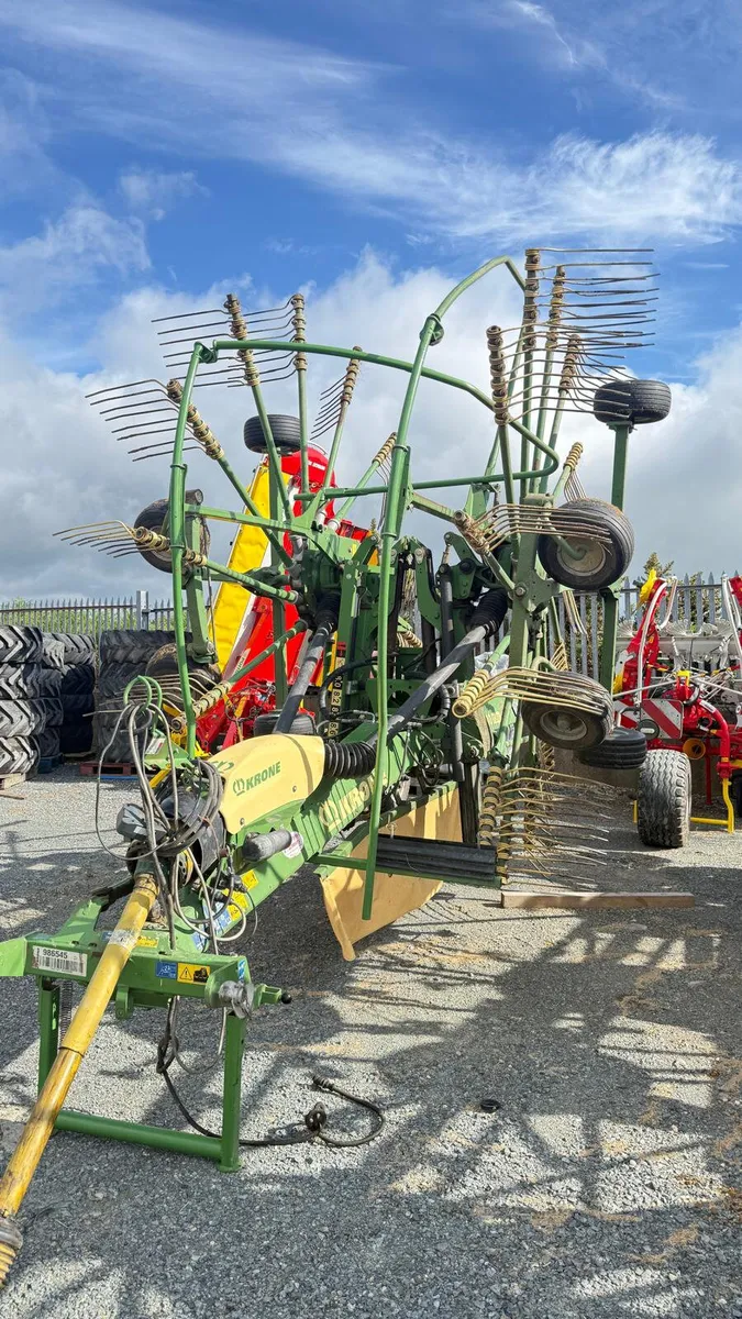 Krone Swadro TC 880 Rake - €19,500 - No VAT - Image 3