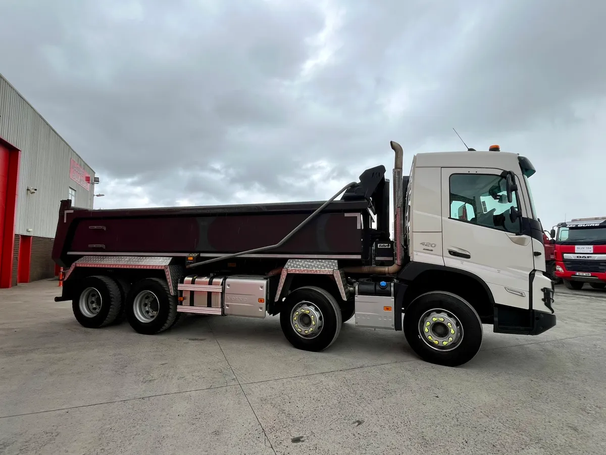 2024 Volvo FMX 420 8x4 Tipper - Image 4