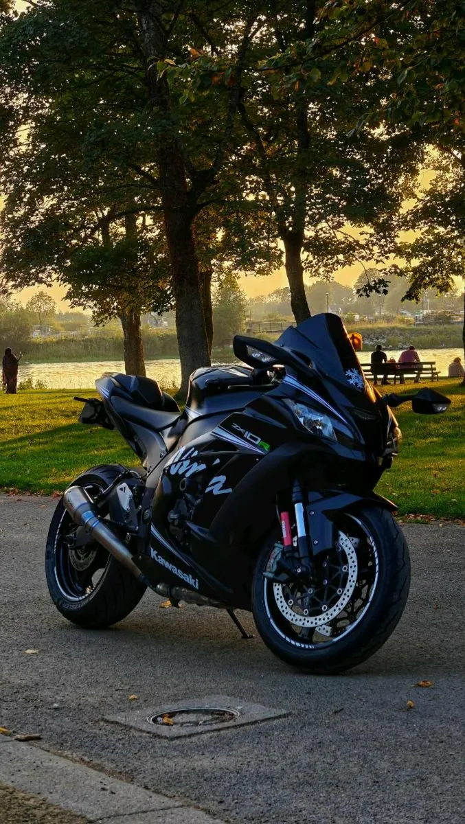 2016 Kawasaki ZX-10R Winter - Image 1